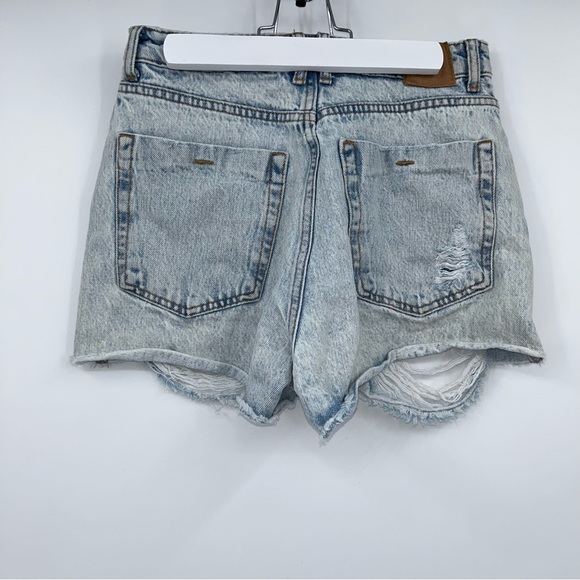 Zara Light Blue Denim Distressed Cut Off Shorts Size 4 - Picture 2 of 2